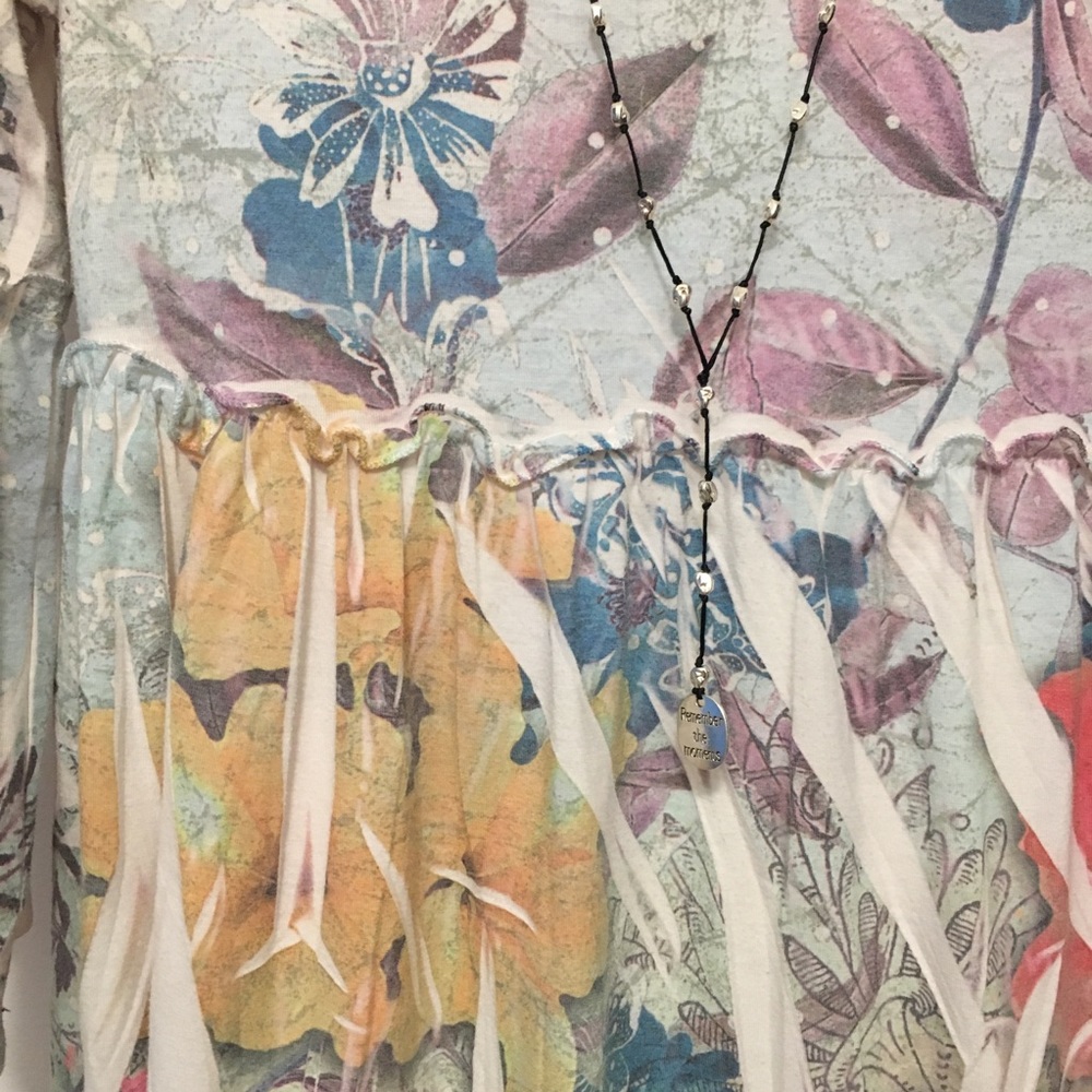 Top Vintage BoHo Vibe Floral - Picture 5 of 10